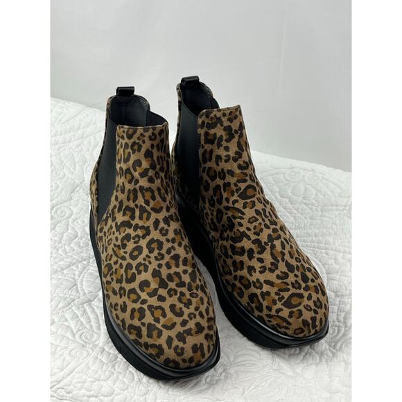 NWT Saydo Womens 10 Brown/Black Leopard Print Slip On Leather Wedge Heel Bootie - Picture 1 of 10